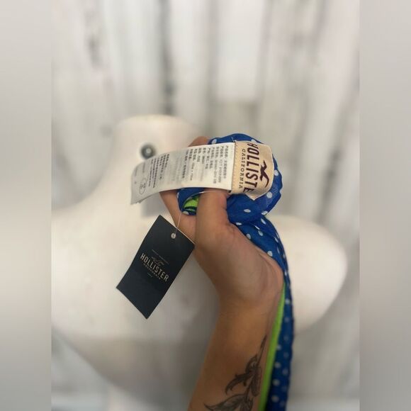 Hollister Floral Polka Dot Scarf Bandana Wrap – Green Blue Pink – One Size – NWT - Picture 5 of 5